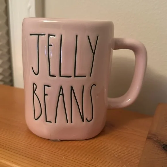 Rae Dunn NWT “Jelly Beans” Pink Mug - Picture 1 of 1